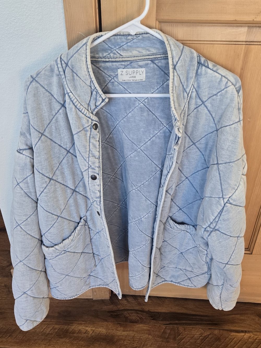 Z Supply Women’s Light Blue Quilted Jacket